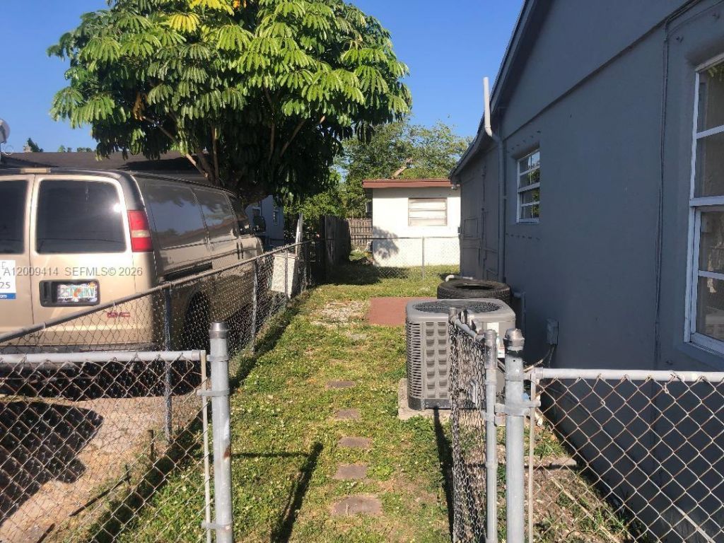 3321 SW 91st Ave , Unit 3321, Miami, FL 33165 Photo