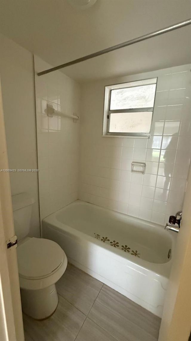 3774 Inverrary Blvd , Unit 105P, Lauderhill, FL 33319 Photo