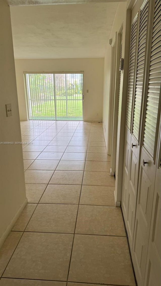 3774 Inverrary Blvd , Unit 105P, Lauderhill, FL 33319 Photo