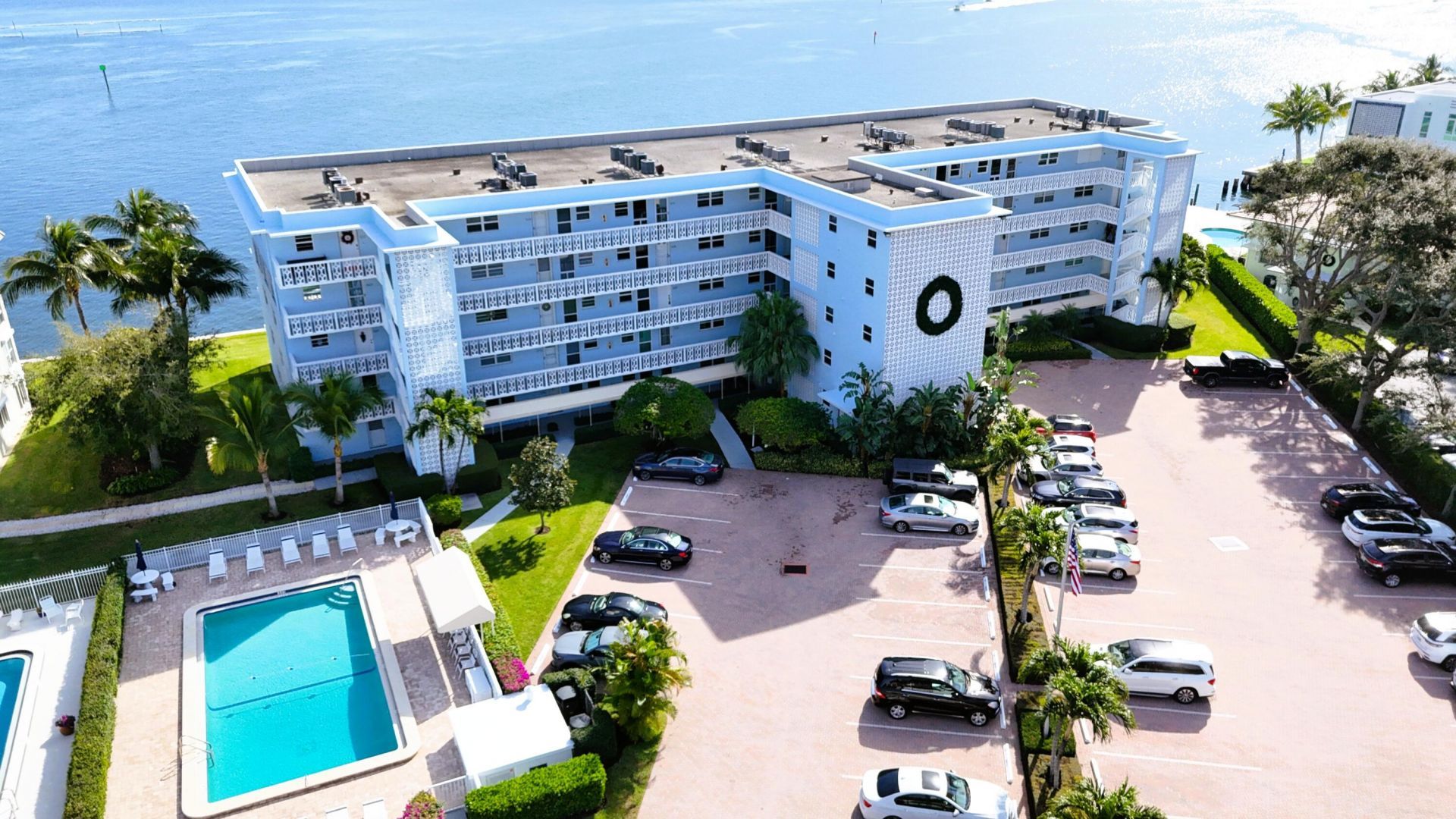 60 Yacht Club Drive, Unit 405, North Palm Beach, FL 33408 Photo