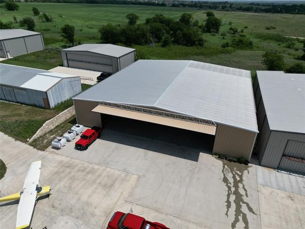 17829 HWY 377 , Cresson, TX 76035