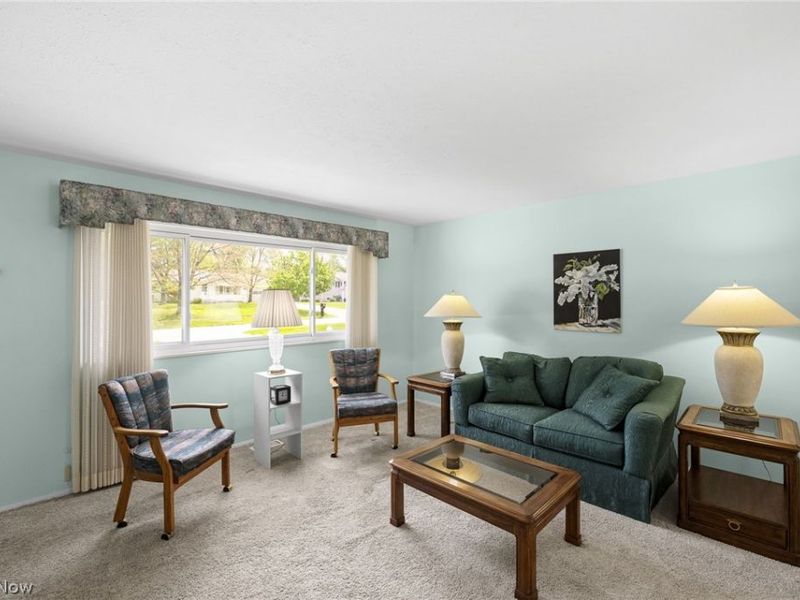 13366 Richards Drive, Strongsville, OH 44149 Photo 3