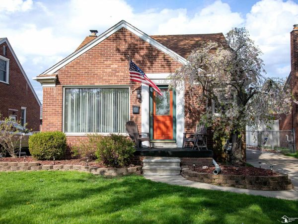 9706 Sterling Avenue, Allen Park, MI 48101