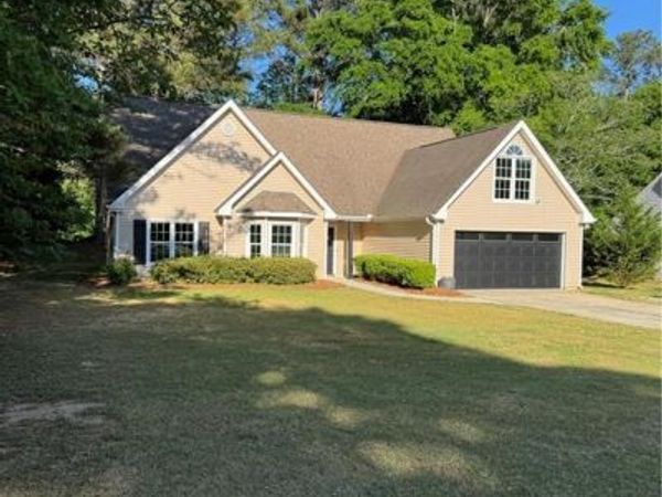 2360 Huntington Drive , Loganville, GA 30052