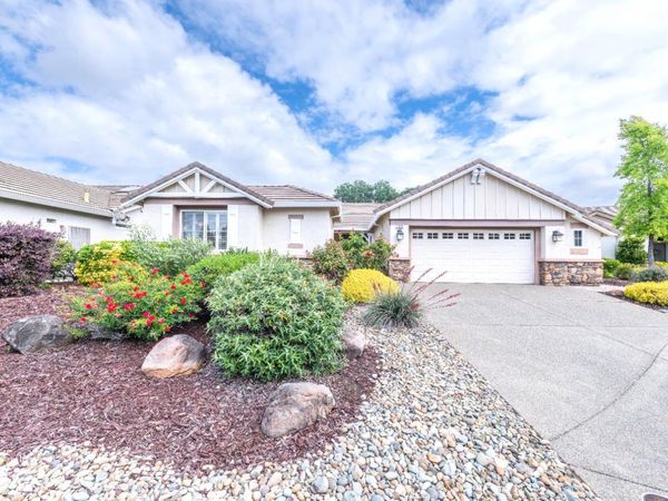 7072 Stagecoach Cir, Roseville, CA 95747