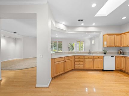 7072 Stagecoach Cir, Roseville, CA 95747 Photo