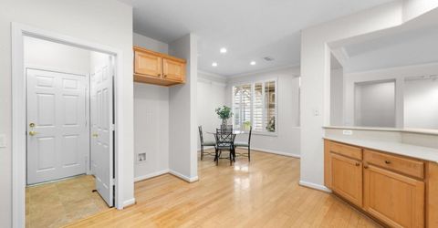 7072 Stagecoach Cir, Roseville, CA 95747 Photo