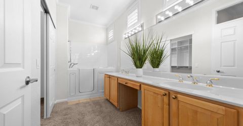 7072 Stagecoach Cir, Roseville, CA 95747 Photo