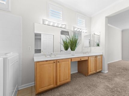 7072 Stagecoach Cir, Roseville, CA 95747 Photo