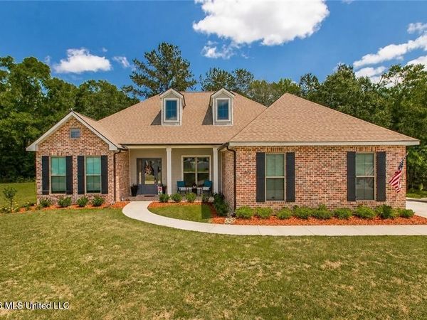 607 Deason Drive, Picayune, MS 39466