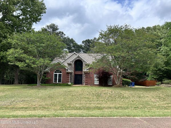 7684 N Rigmoore Point, Olive Branch, MS 38654