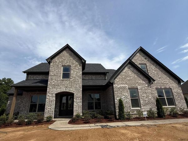 282 Oakworth Drive, Hernando, MS 38632