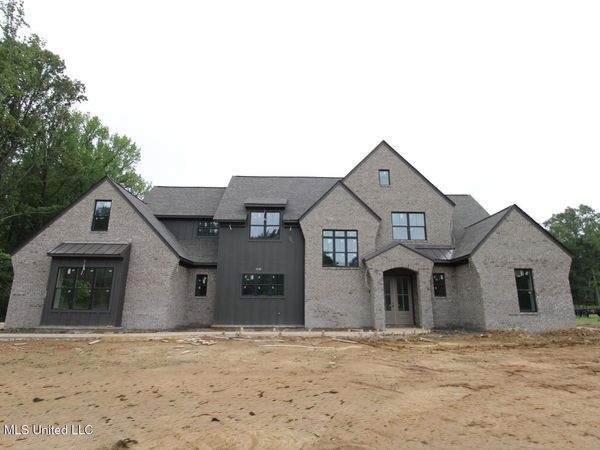 5220 Sophia Lane, Hernando, MS 38632