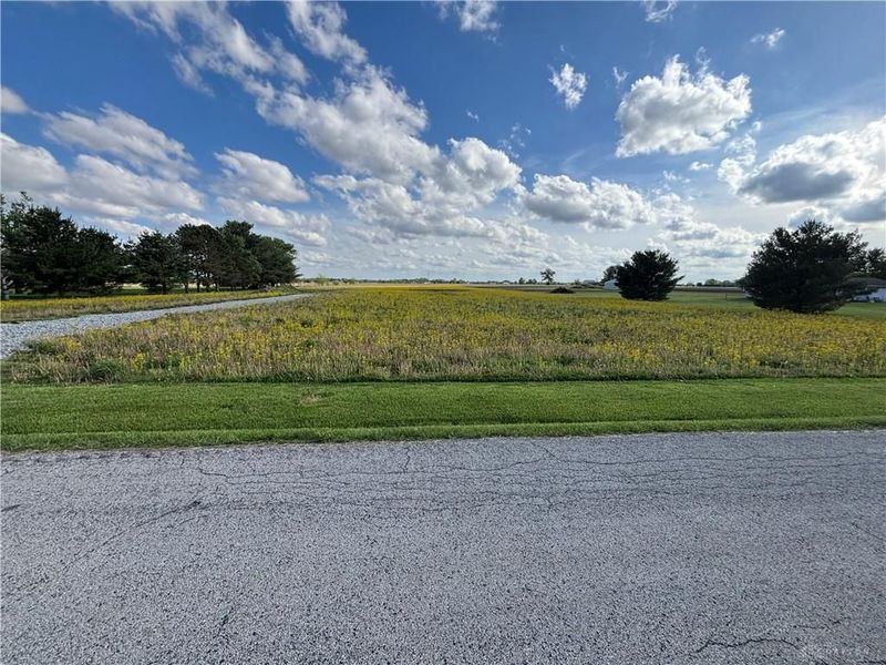 1673 Foust Road, Xenia, OH 45385 Photo 3