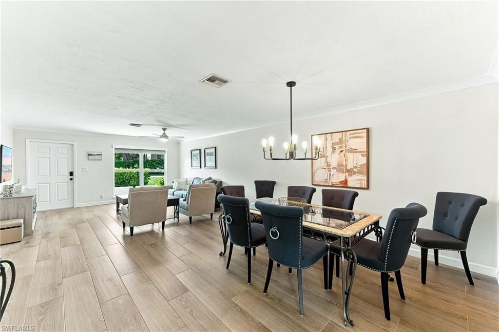 809 Palm View Dr, Unit 8, Naples, FL 34110 Photo