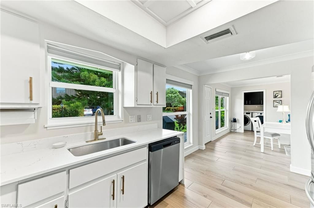 809 Palm View Dr, Unit 8, Naples, FL 34110 Photo
