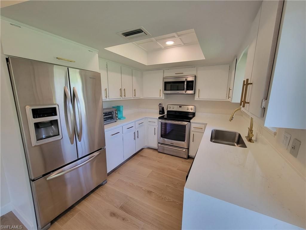 809 Palm View Dr , Unit 8, Naples, FL 34110 Photo