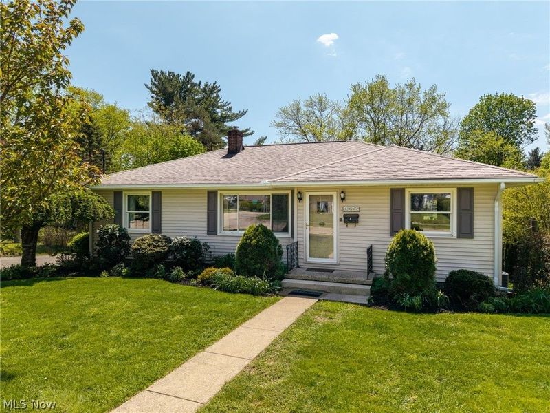 3998 Highland Drive, Mogadore, OH 44260 Photo 1