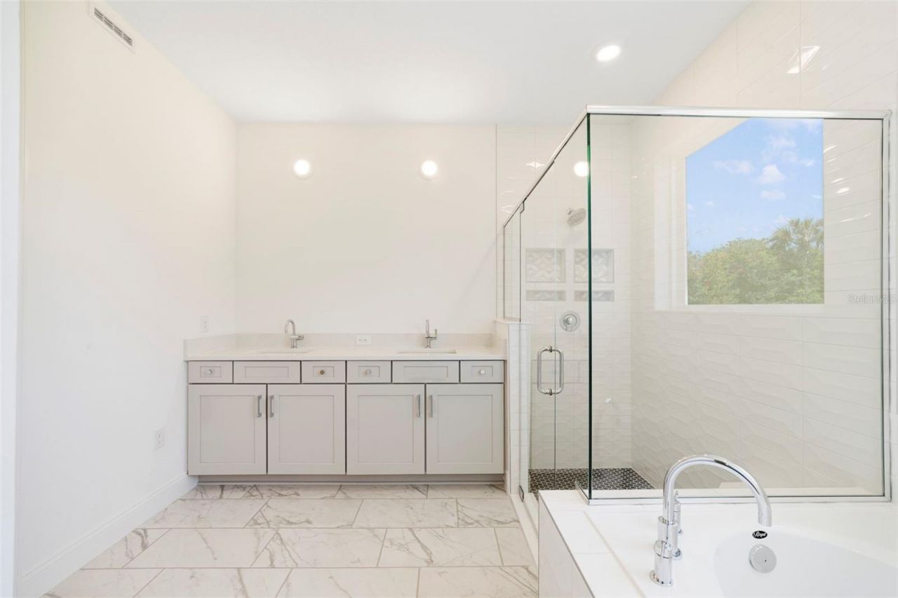 5260 Sparrow Tree Point , Sanford, FL 32773 Photo