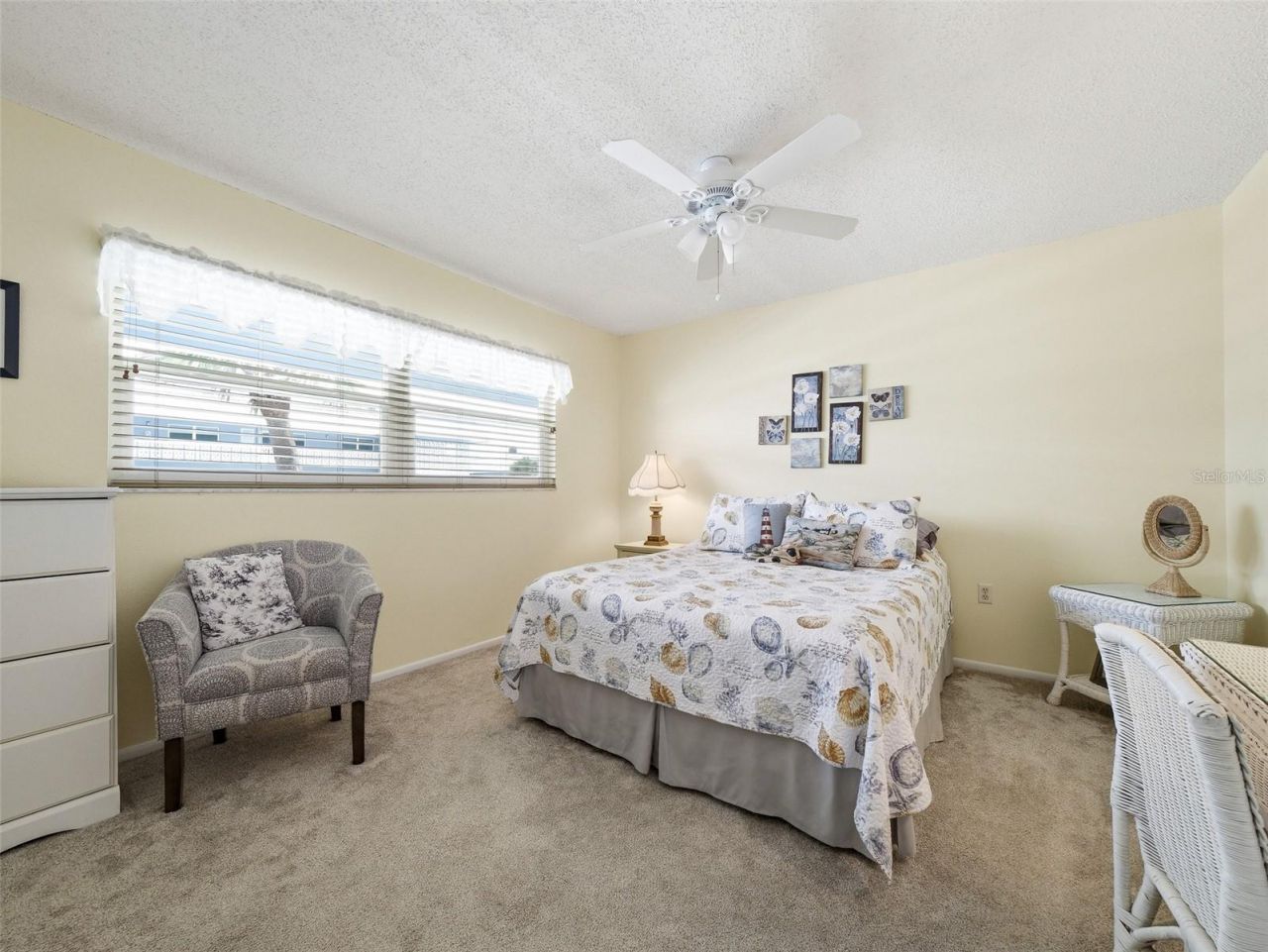 325 N Causeway, Unit D304, New Smyrna Beach, FL 32169 Photo