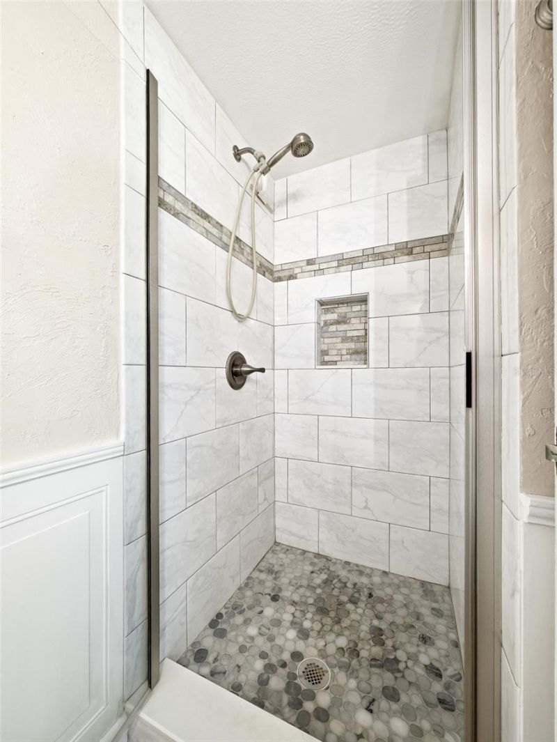 325 N Causeway, Unit D304, New Smyrna Beach, FL 32169 Photo