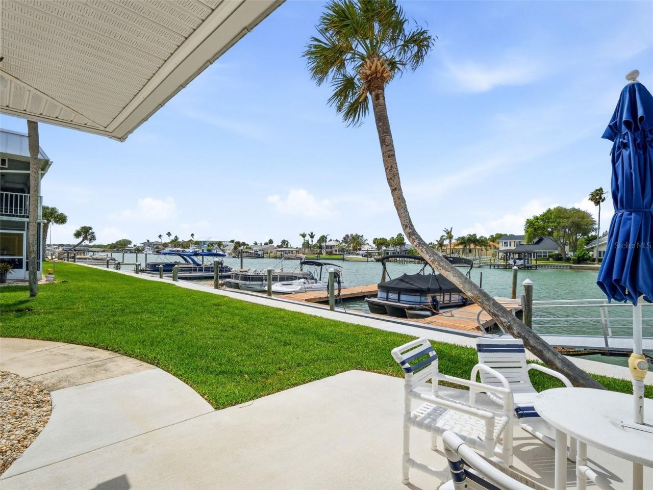 325 N Causeway, Unit D304, New Smyrna Beach, FL 32169 Photo