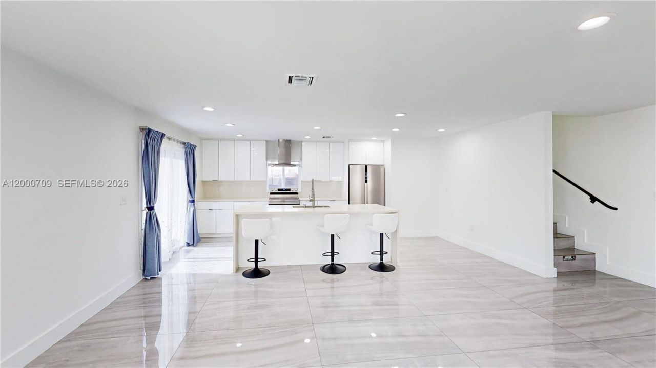 1886 NW 68th St , Miami, FL 33147 Photo