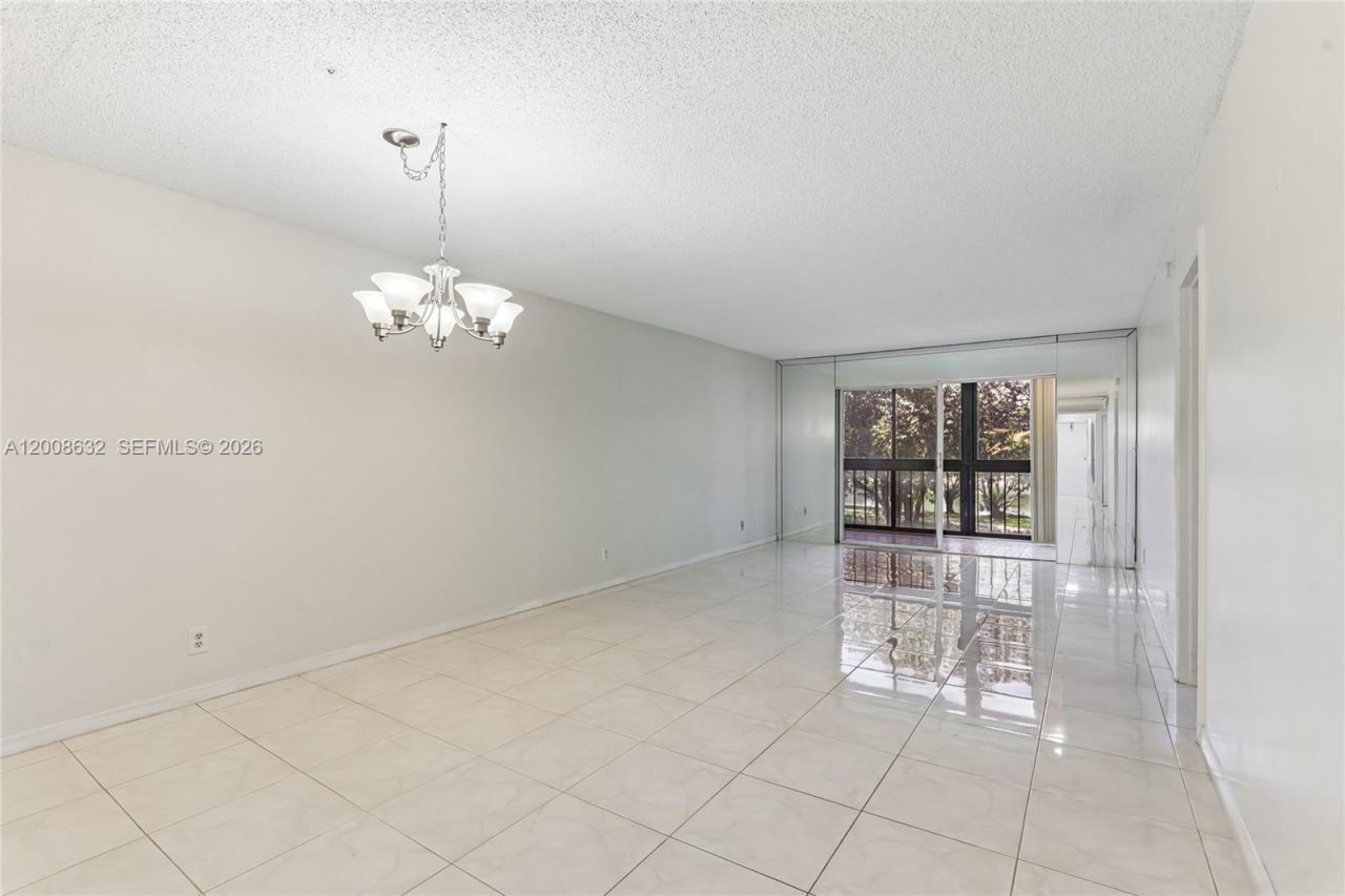 5900 NW 44th St, Unit 312, Lauderhill, FL 33319 Photo