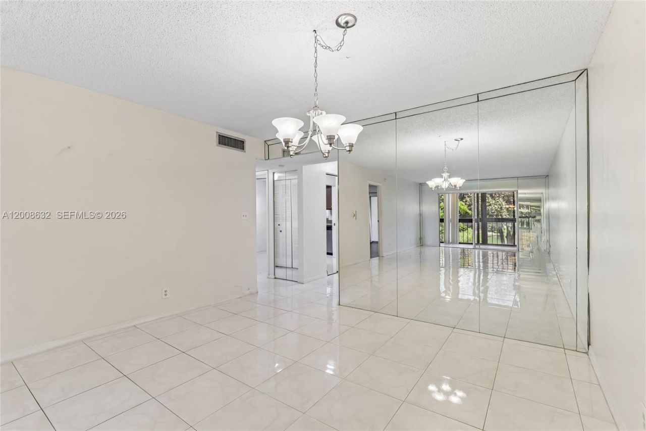 5900 NW 44th St, Unit 312, Lauderhill, FL 33319 Photo