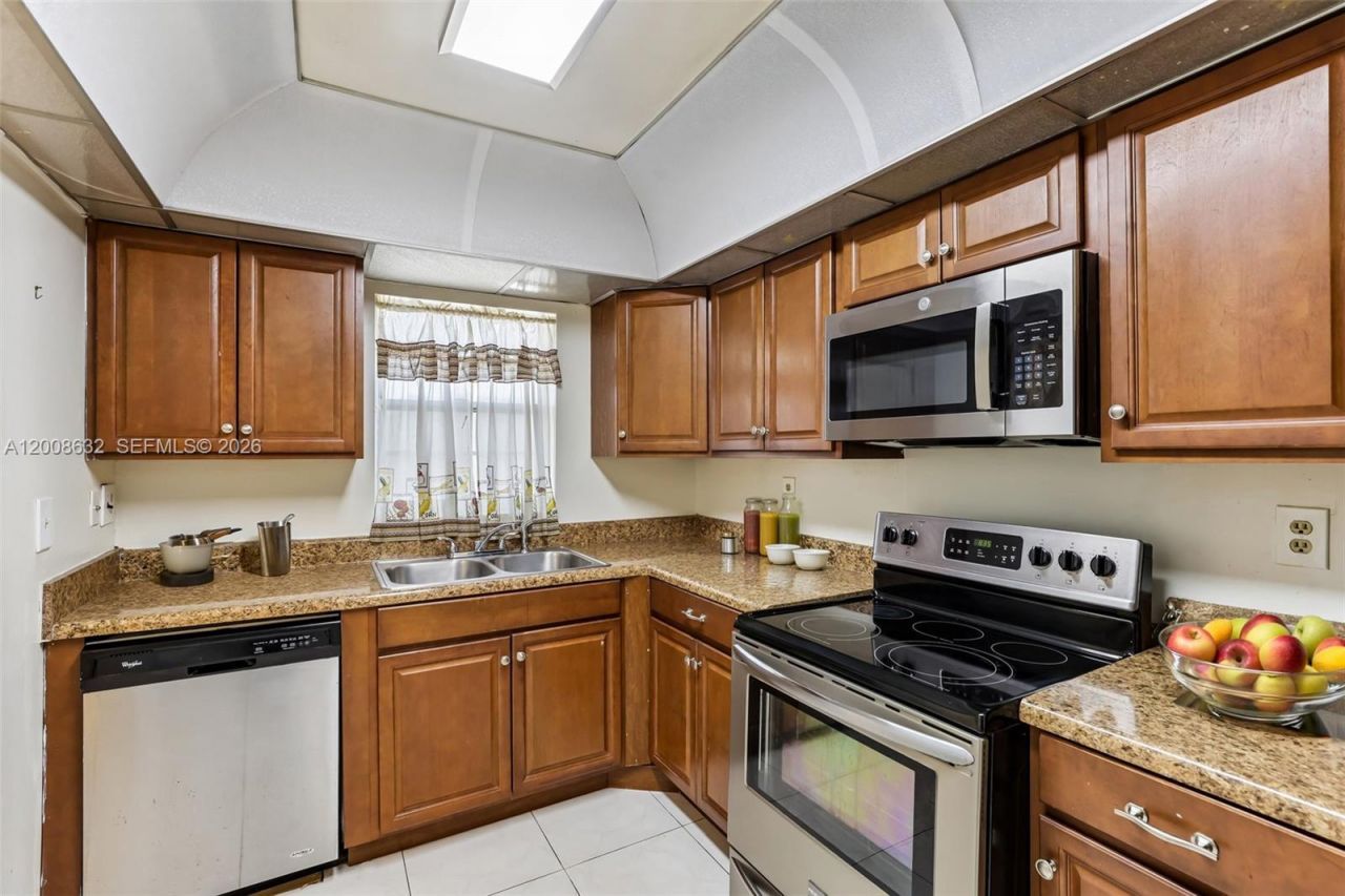 5900 NW 44th St, Unit 312, Lauderhill, FL 33319 Photo