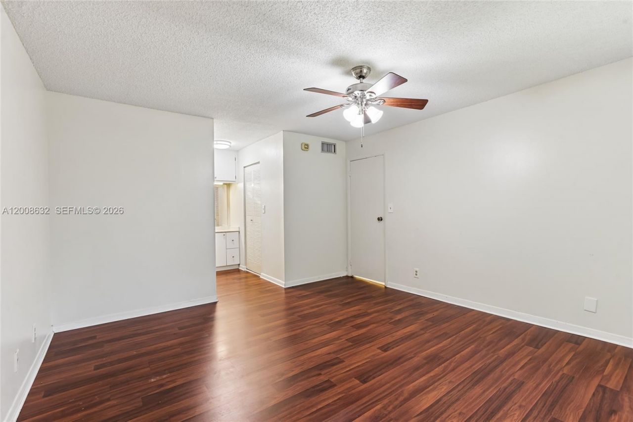 5900 NW 44th St, Unit 312, Lauderhill, FL 33319 Photo