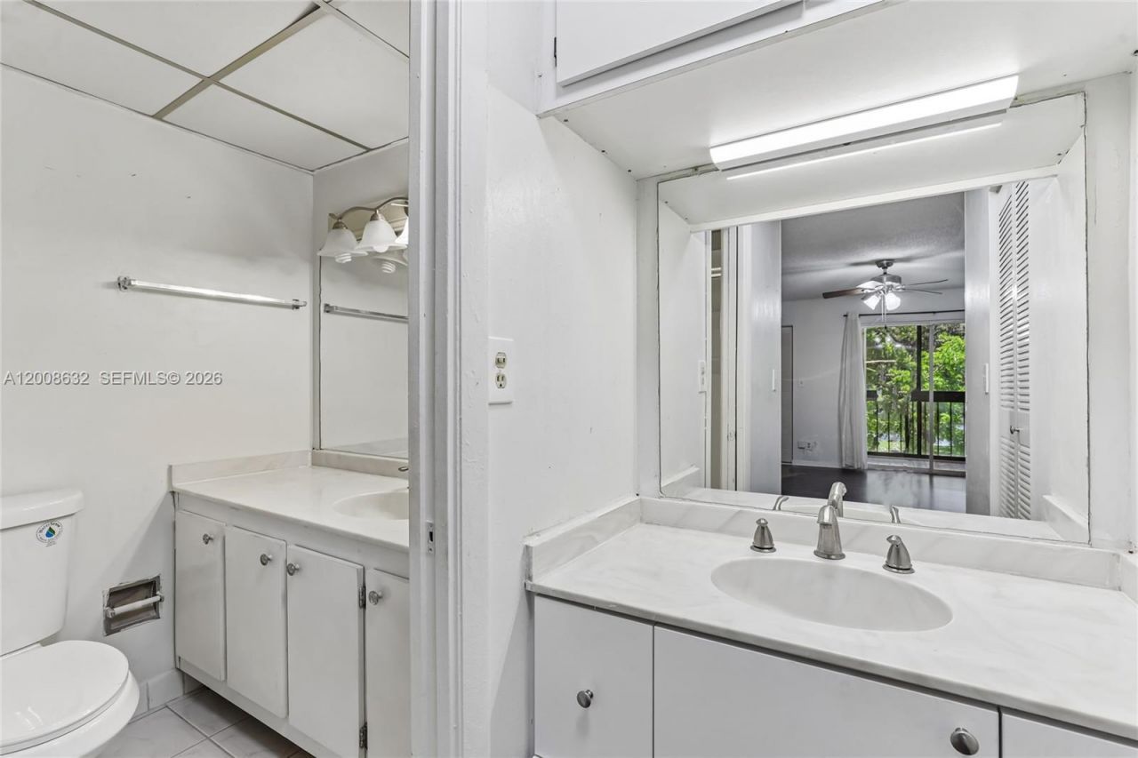 5900 NW 44th St, Unit 312, Lauderhill, FL 33319 Photo