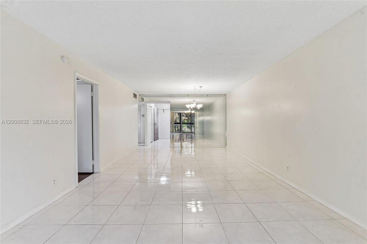 5900 NW 44th St, Unit 312, Lauderhill, FL 33319 Photo