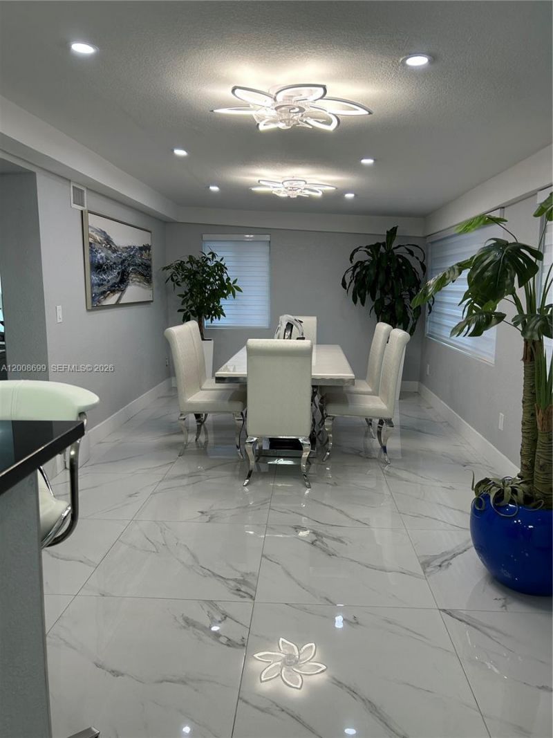 367 W 33rd St, Hialeah, FL 33012 Photo