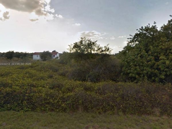 1419 IRVING AVE , Lehigh Acres, FL 33972