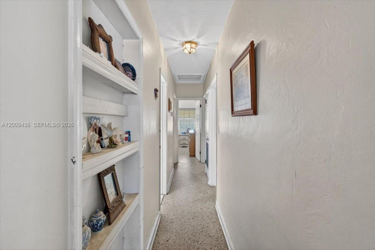 1171 NE 182nd St, North Miami Beach, FL 33162 Photo