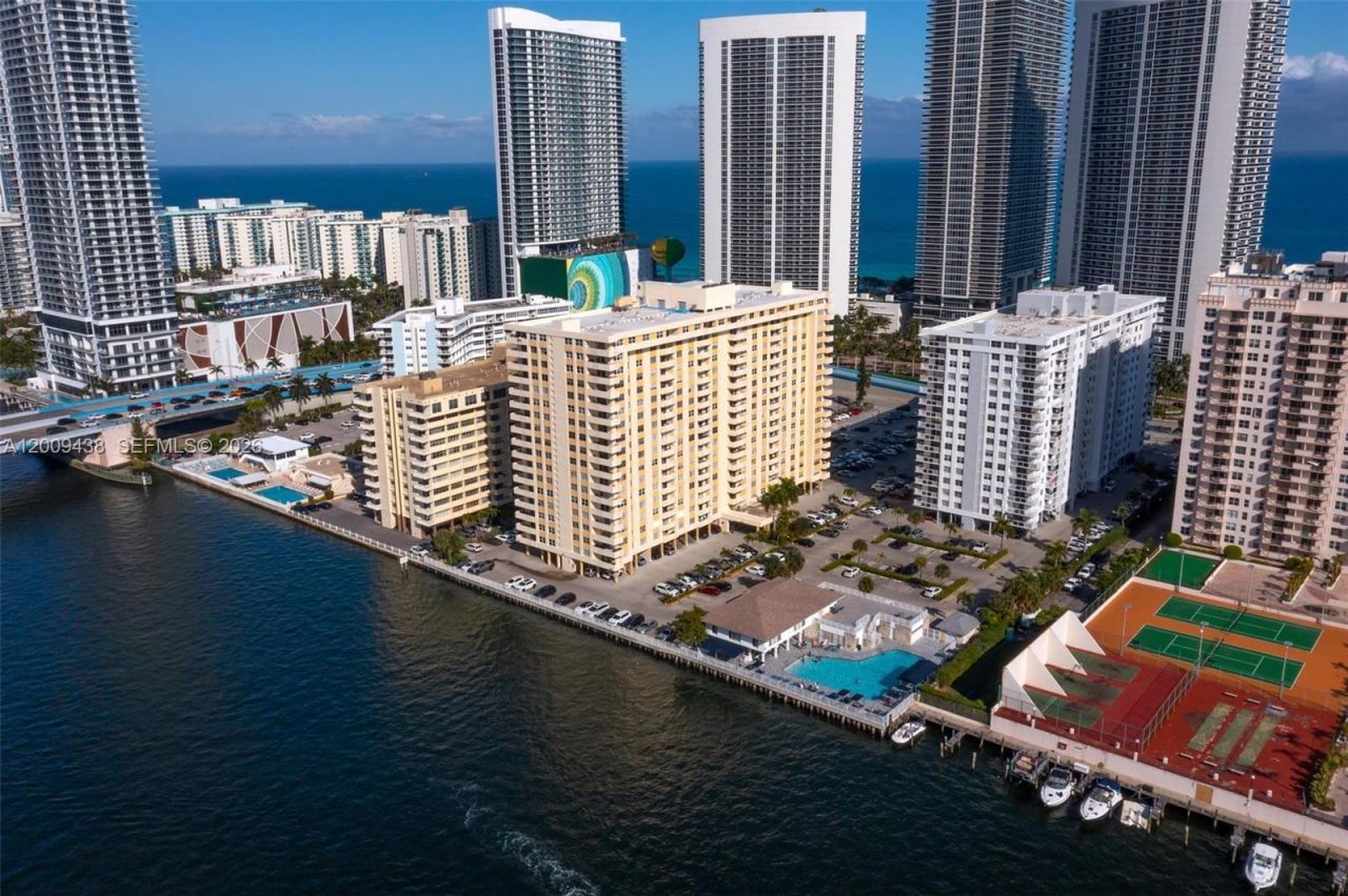 1833 S Ocean Dr , Unit 808, Hallandale Beach, FL 33009 Photo