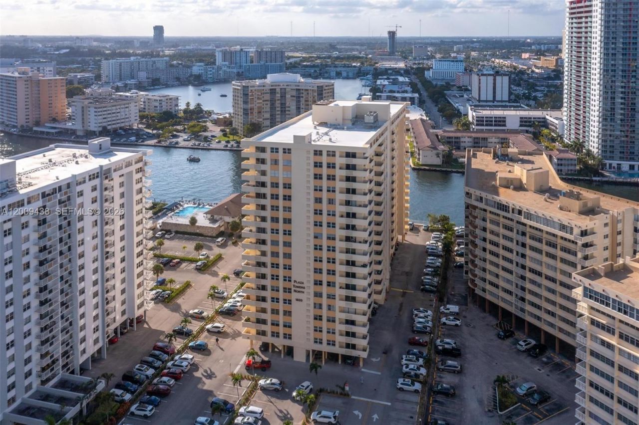 1833 S Ocean Dr , Unit 808, Hallandale Beach, FL 33009 Photo