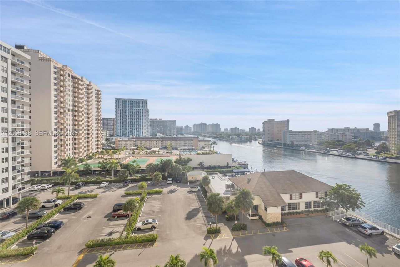 1833 S Ocean Dr , Unit 808, Hallandale Beach, FL 33009 Photo
