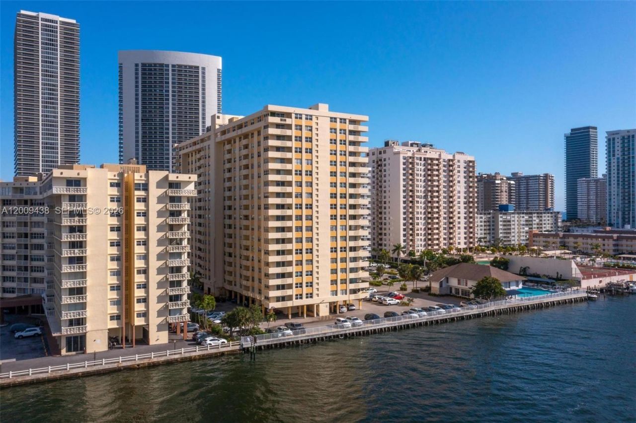 1833 S Ocean Dr , Unit 808, Hallandale Beach, FL 33009 Photo