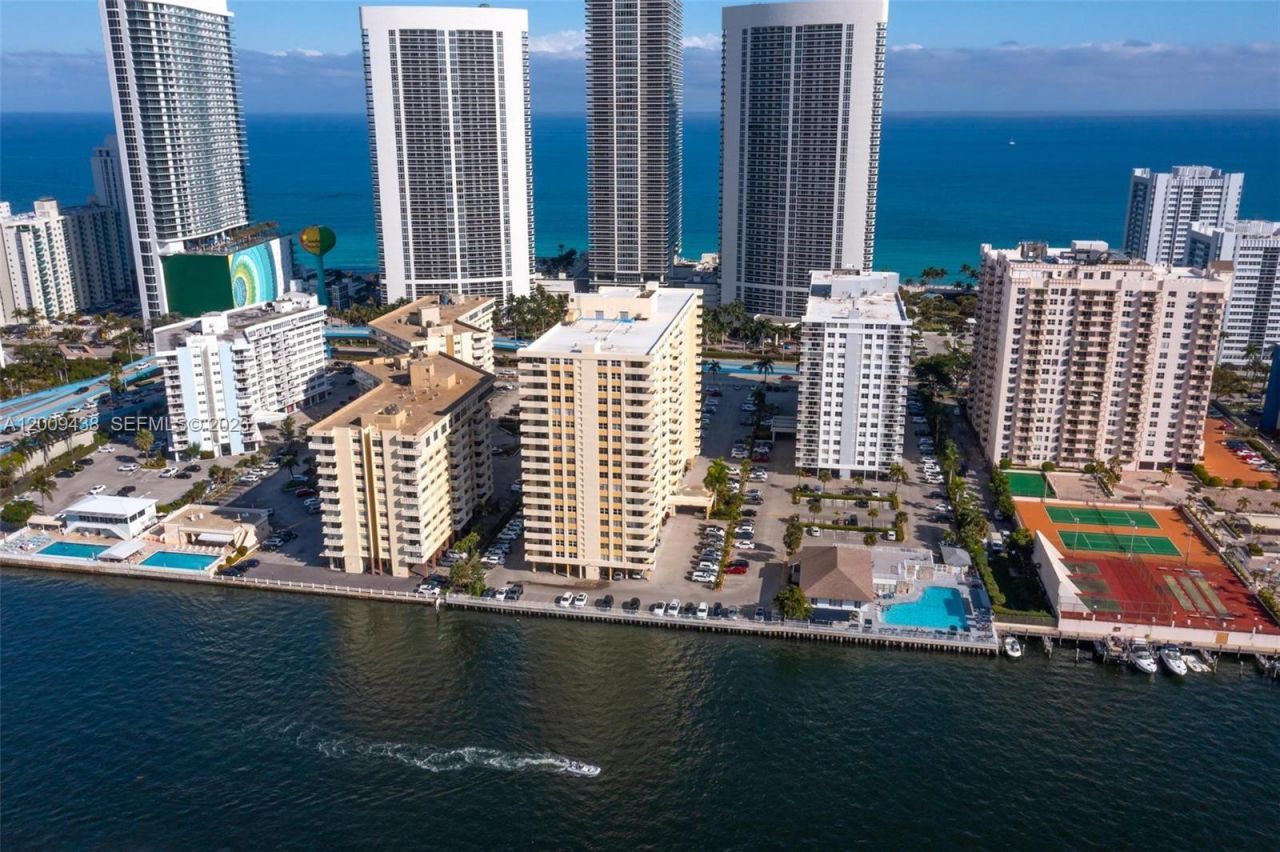 1833 S Ocean Dr , Unit 808, Hallandale Beach, FL 33009 Photo