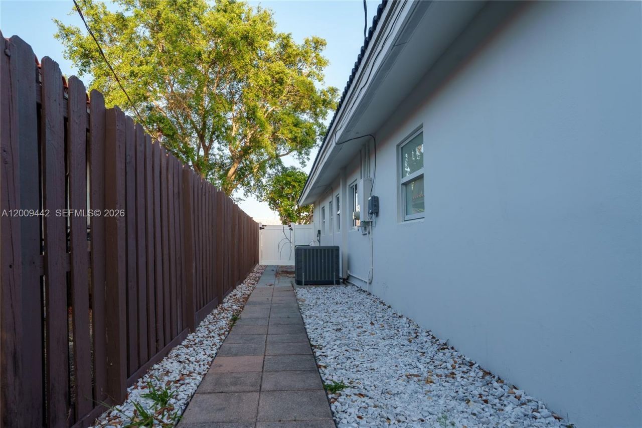 5419 NE 22nd Ave , Fort Lauderdale, FL 33308 Photo