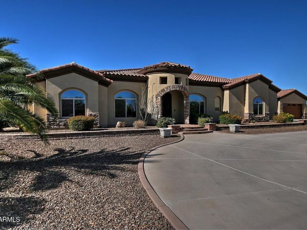 1614 W MADDOCK Road, Phoenix, AZ 85086
