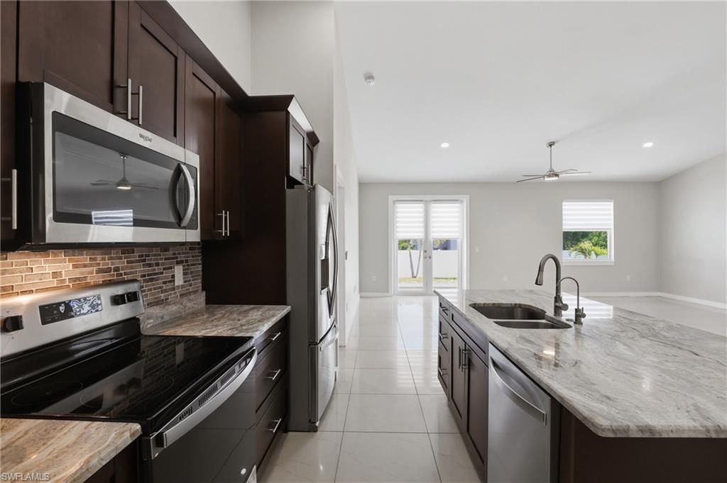 2713 SW Embers Ter, Cape Coral, FL 33991 Photo