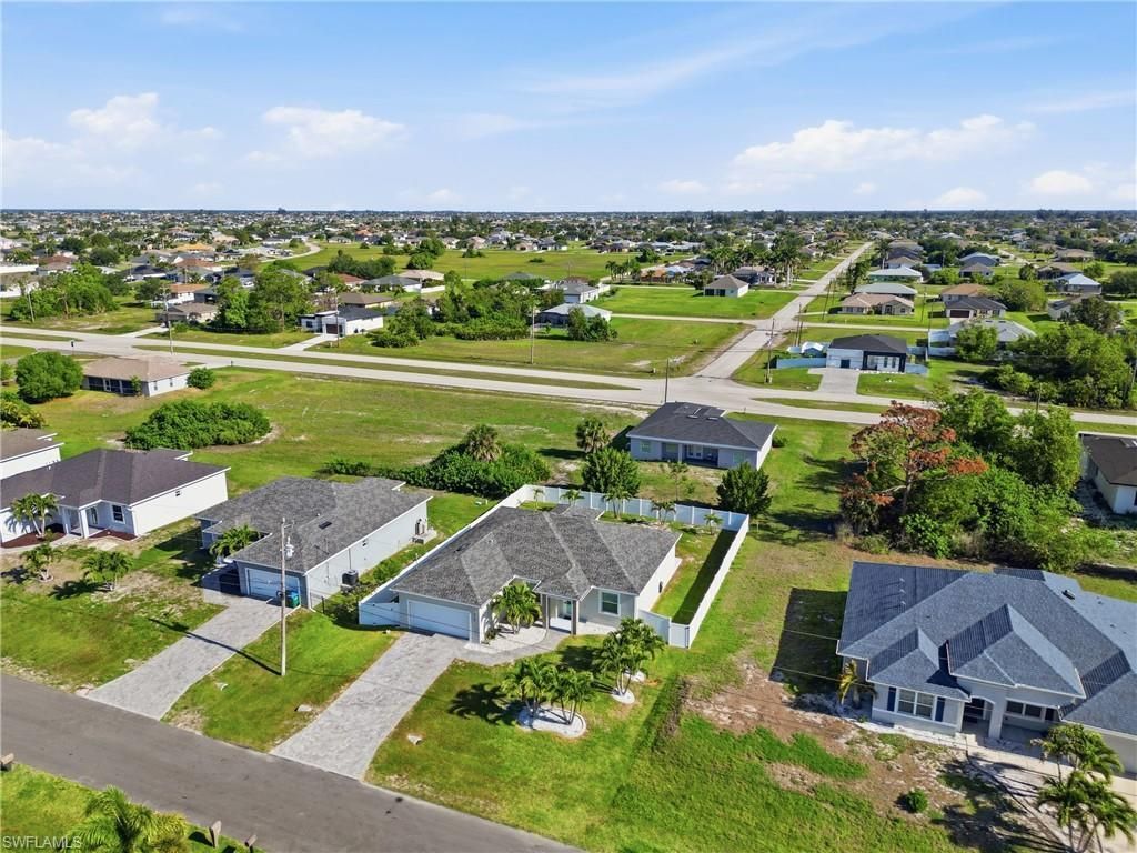 2713 SW Embers Ter, Cape Coral, FL 33991 Photo