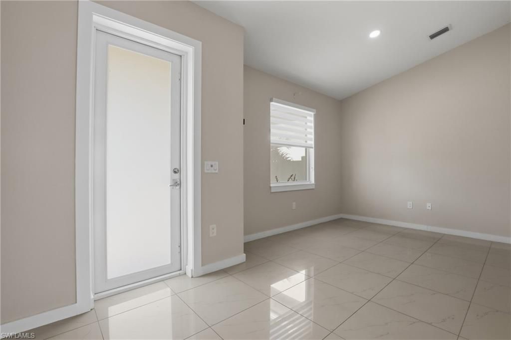 2713 SW Embers Ter, Cape Coral, FL 33991 Photo