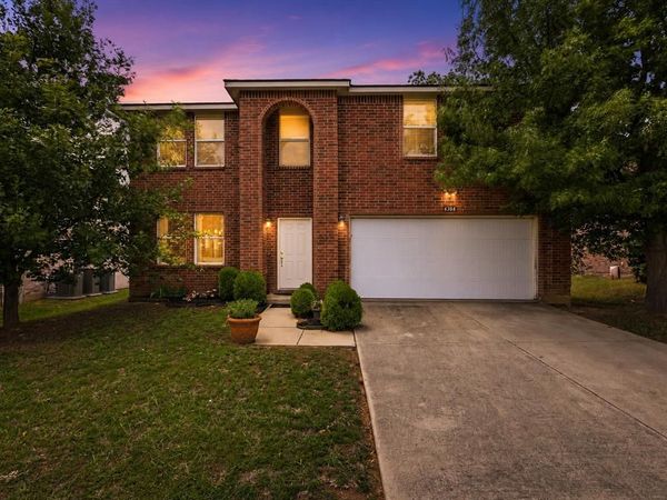 6308 St James Place, Denton, TX 76210