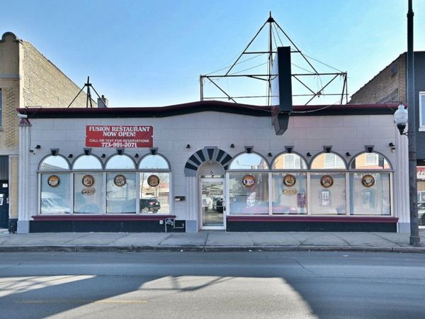 5319 W Belmont Avenue , Chicago, IL 60641