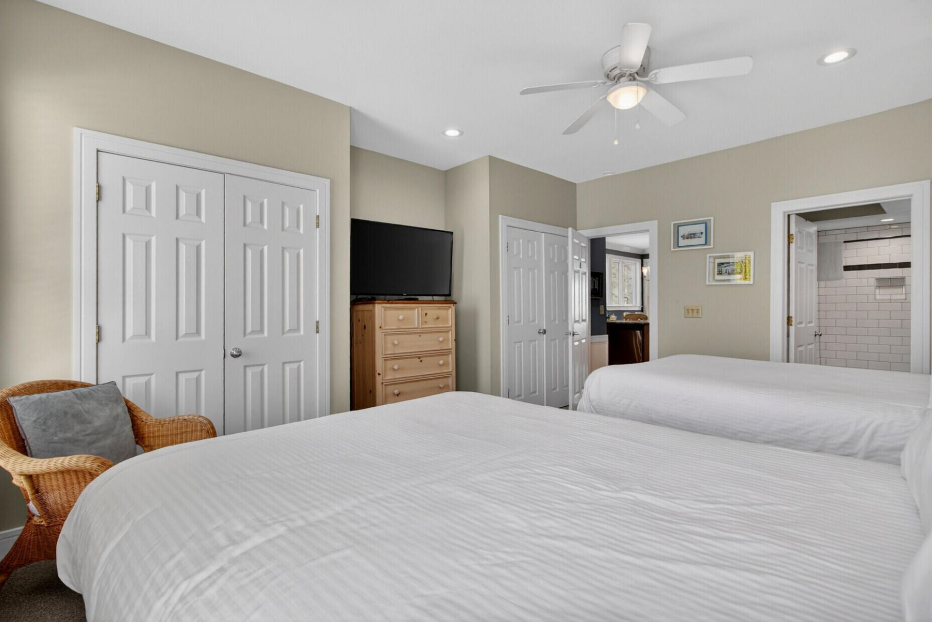 132 Grand Pavilion Boulevard Photo 21