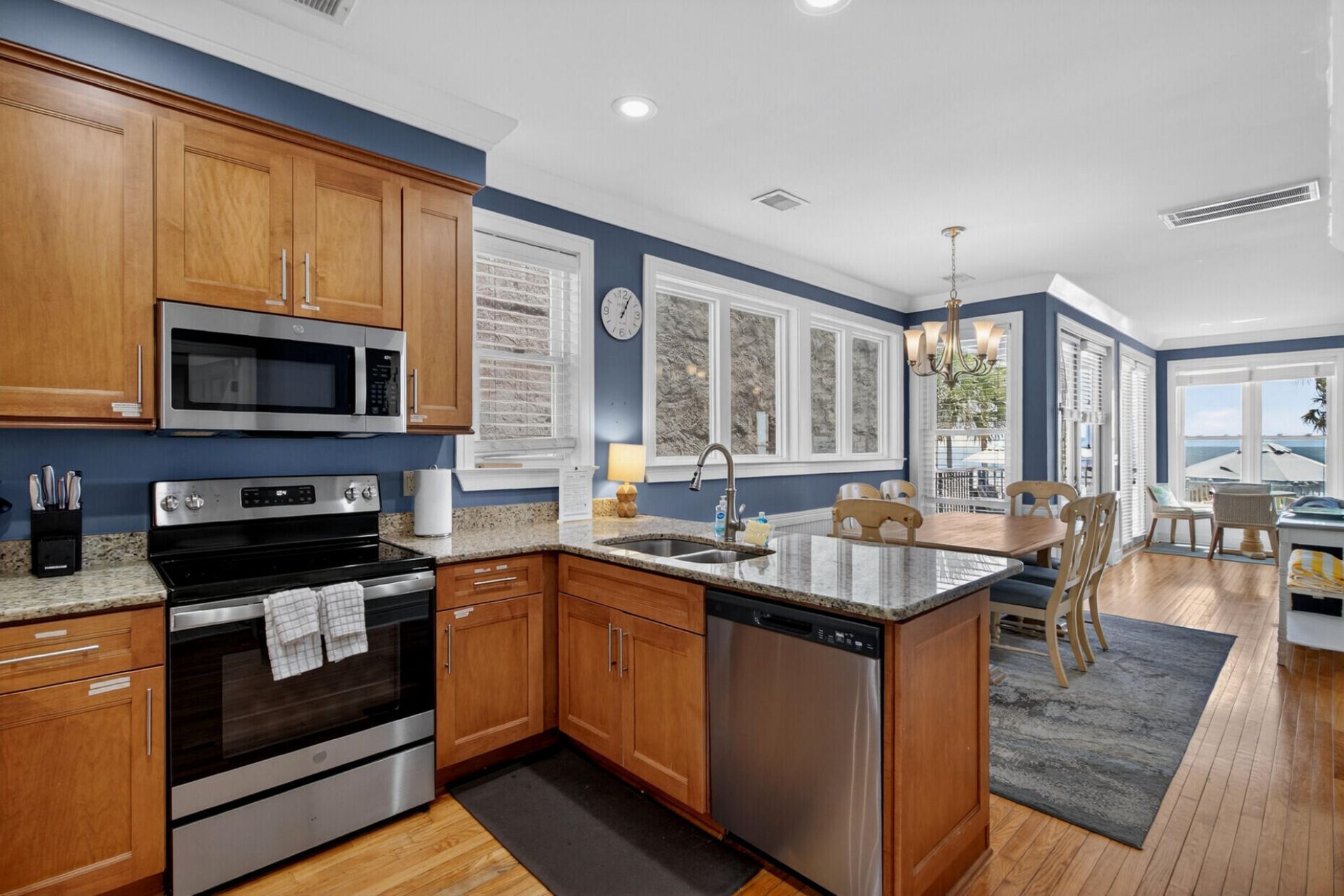 132 Grand Pavilion Boulevard Photo 7